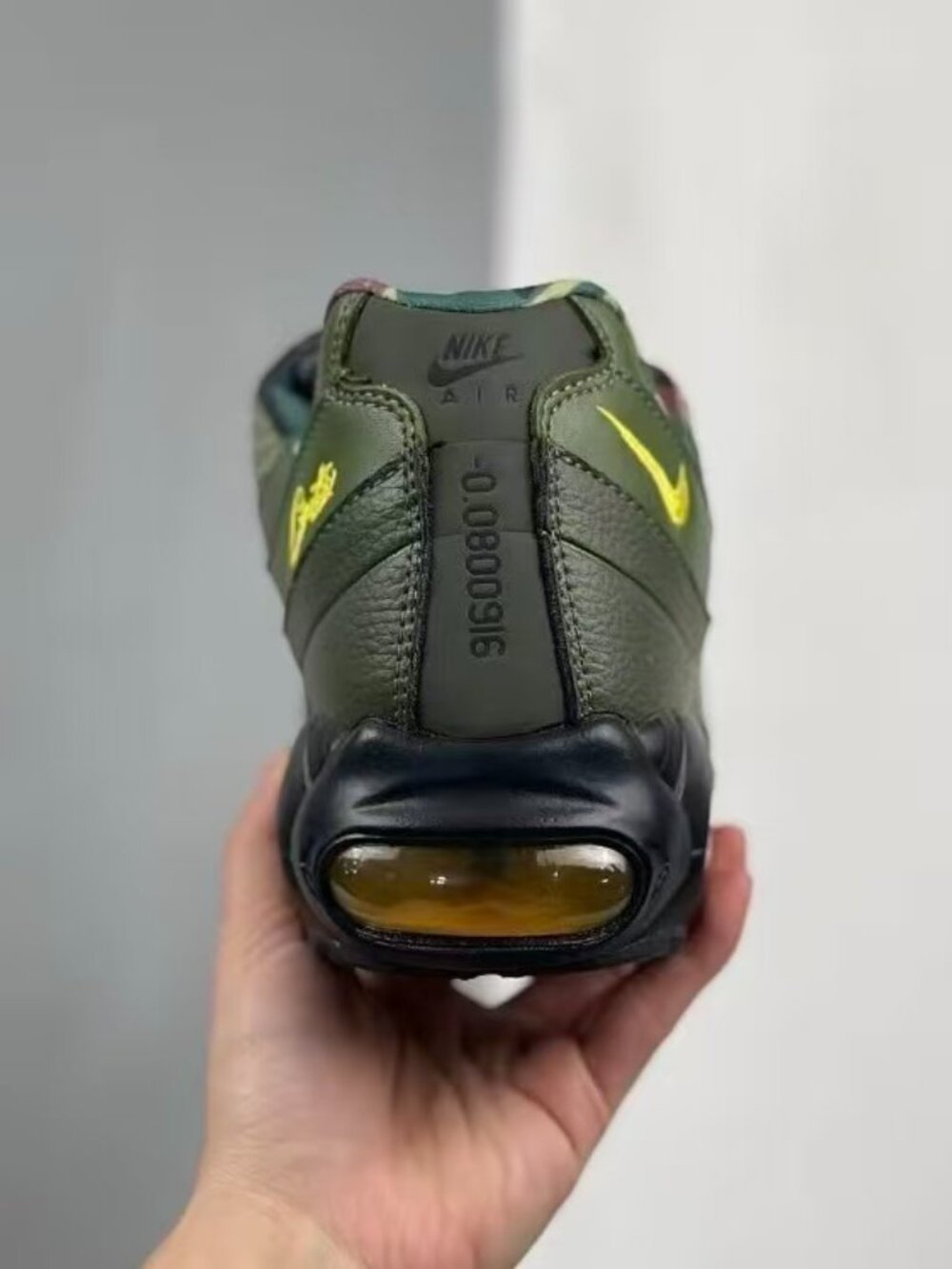 Air Cushion Running Sneakers Grey/Volt. Athletic sneakers featuring visible air - Picture 2 of 7